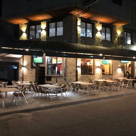 Hotel Tres Estrellas Casa Maribona Gela El Puente  Eksteriør billede