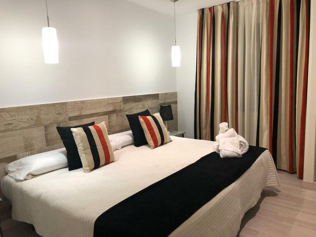 Hotel Tres Estrellas Casa Maribona Gela El Puente  Eksteriør billede